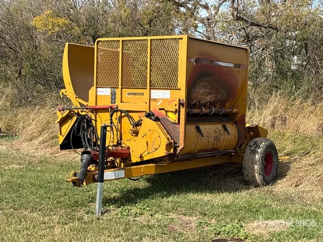Haybuster 2650 Bale Processor
