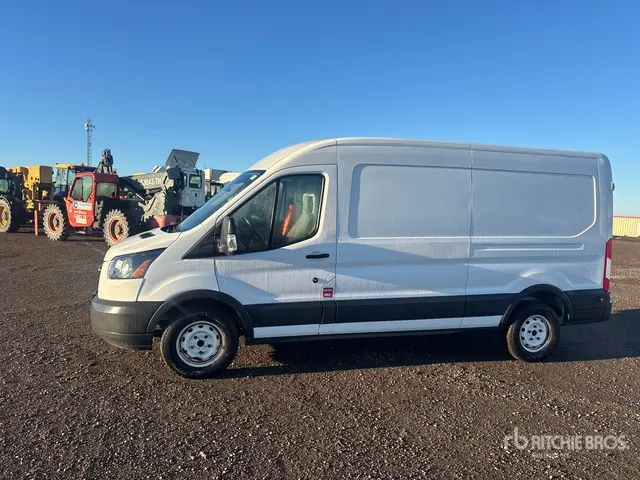 2018 Ford Transit 250 Cargo Van