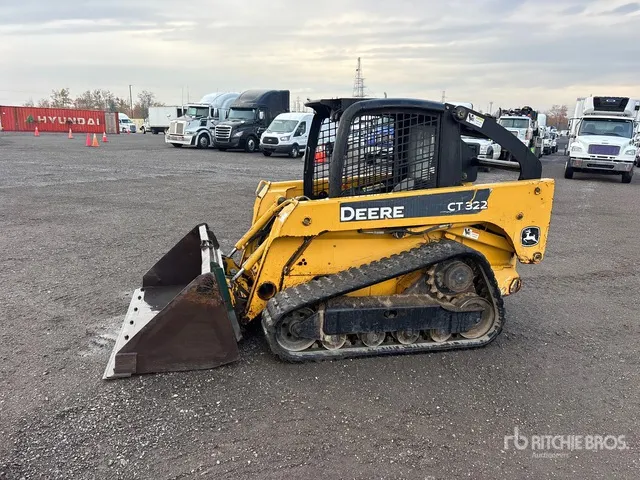 John Deere CT322 Compact Track Loader