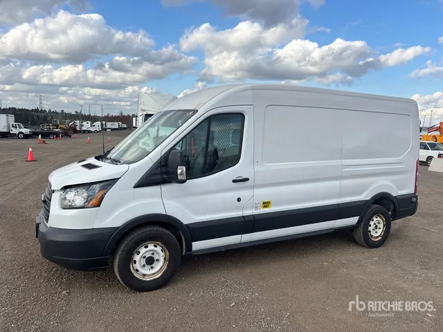 2018 Ford Transit 250 Cargo Van