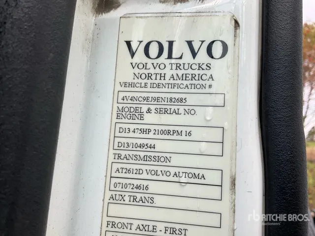 2014 Volvo VNL 6x4 T/A Sleeper Truck Tractor