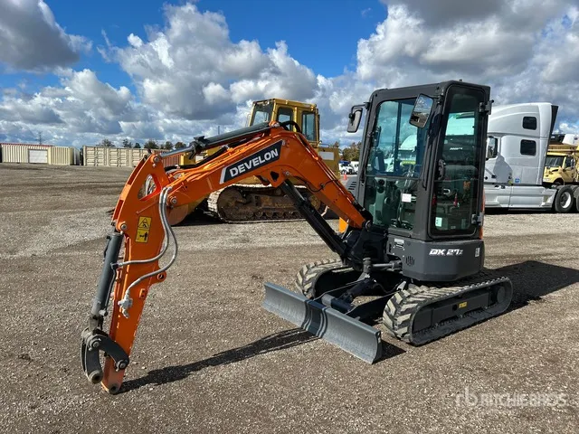 2023 Develon DX27Z-7 Mini Excavator (Unused)