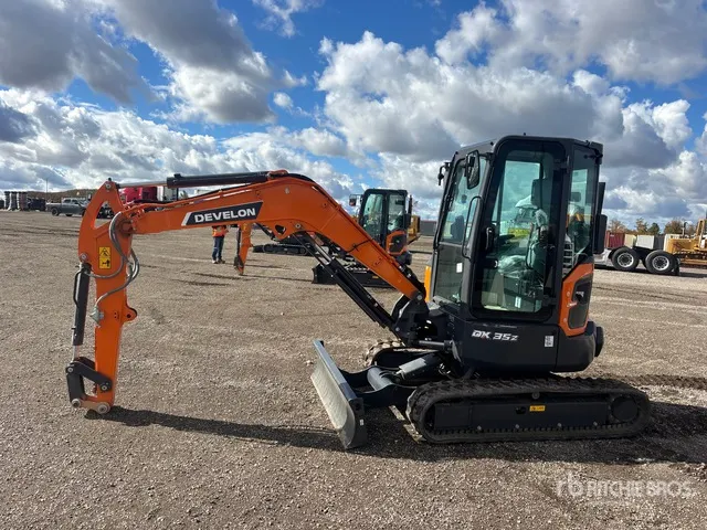 2024 Develon DX35Z-7 Mini Excavator (Unused)