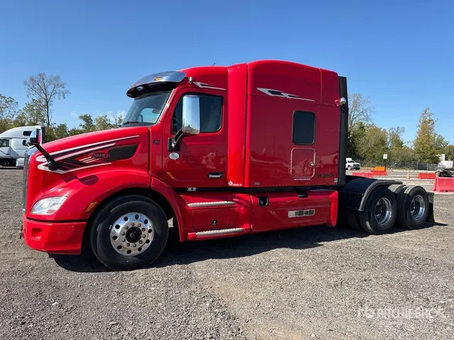 2019 Peterbilt 579 6x4 T/A Sleeper Truck Tractor