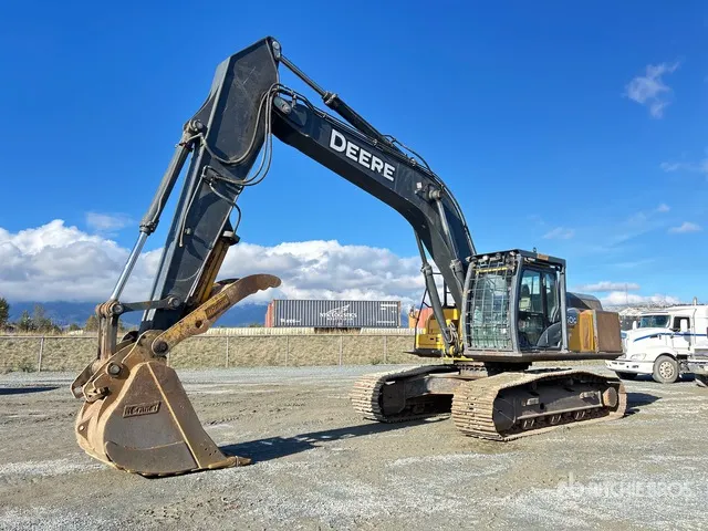 2018 John Deere 350GLC Tracked Excavator