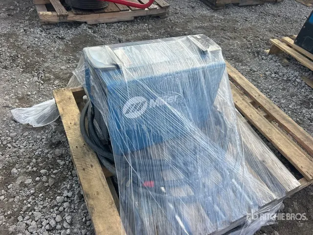 2023 Miller XMT350 425 A Electric Welder
