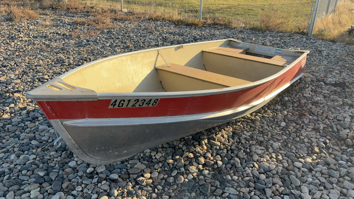 12' Aluminum Boat