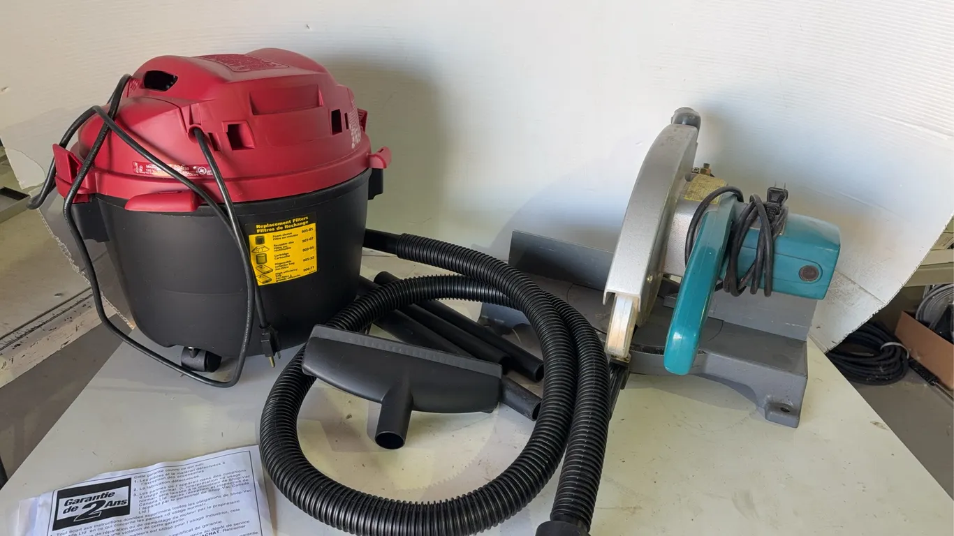 10" Mitre Saw / Shop Vac