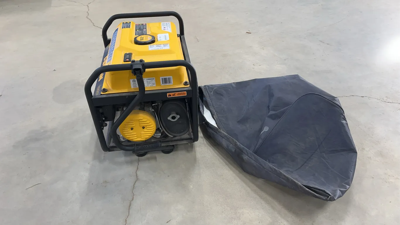 Firman Generator W/Cover
