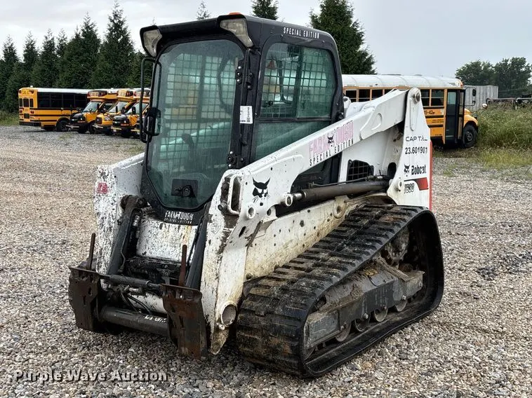 Bobcat T630 Farm Tough Special Edition tracked skid steer loader