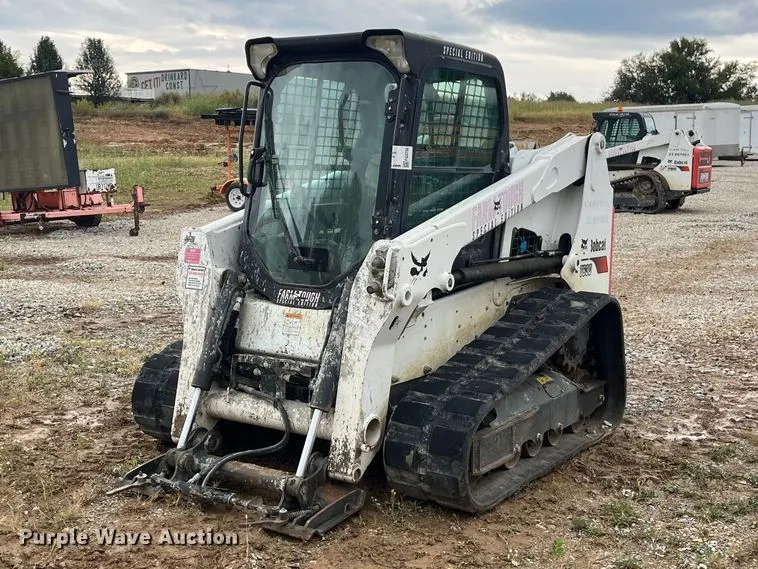 2019 Bobcat T630 Farm Tough Special Edition tracked skid steer loader