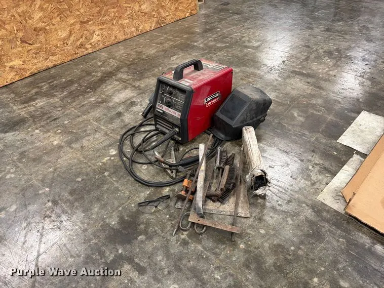 Lincoln Weld-Pak 100 welder