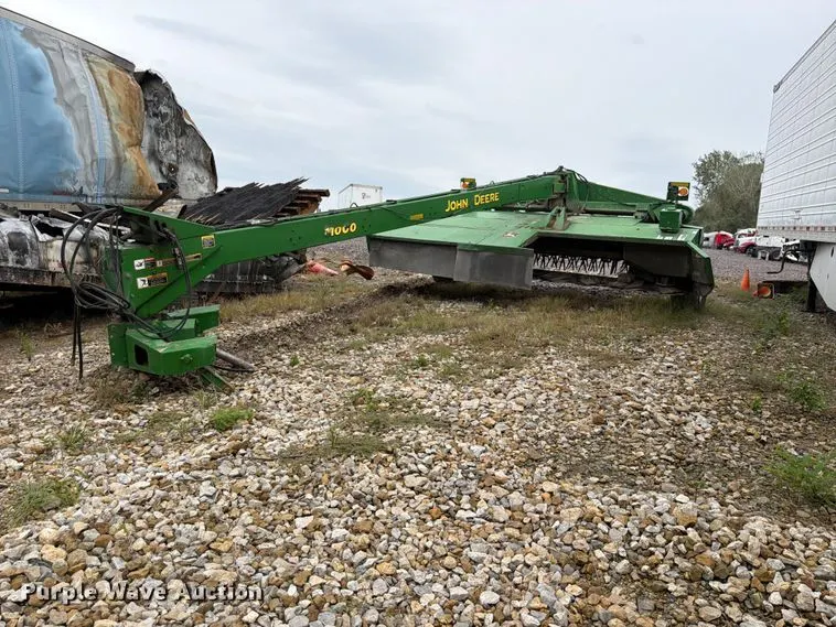 John Deere 956 swather / windrower