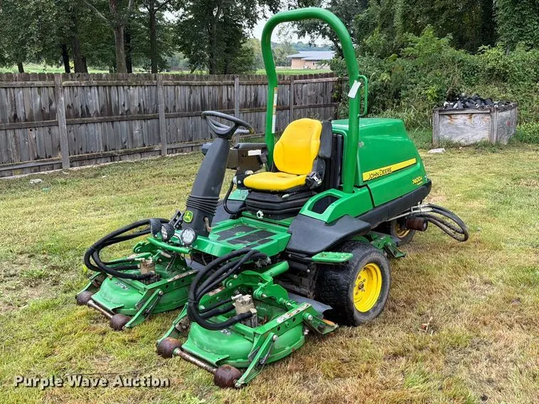 John Deere 7400A reel mower