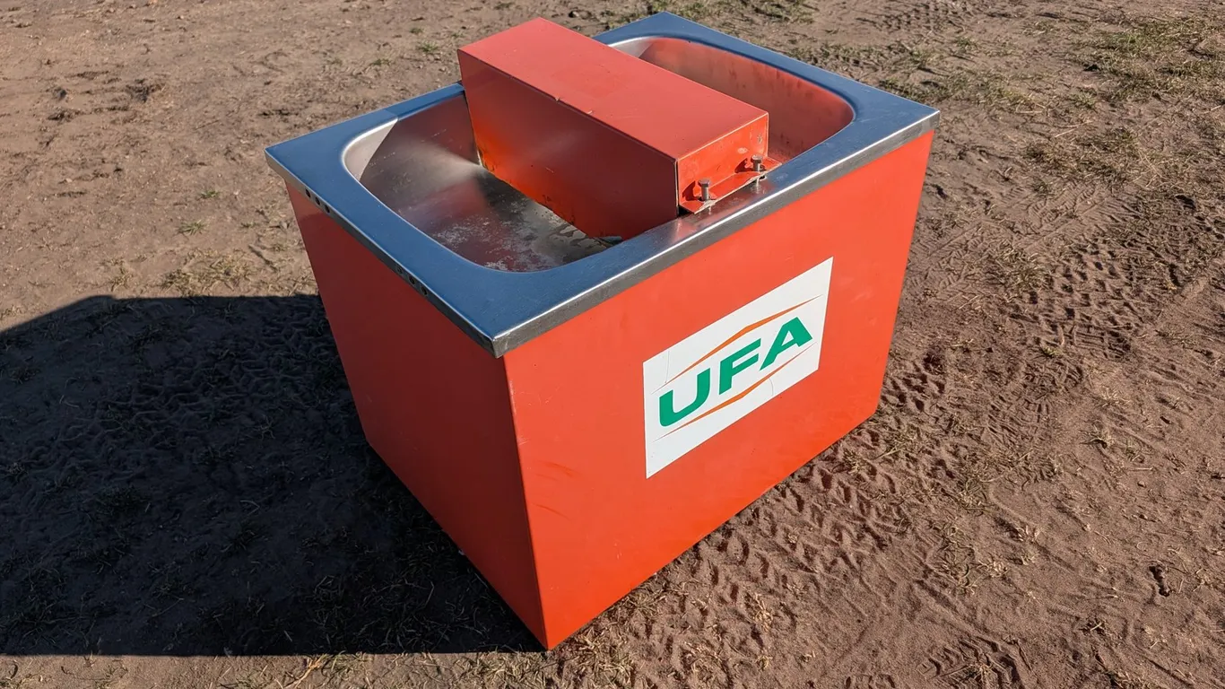 Automatic Electric Livestock Waterer
