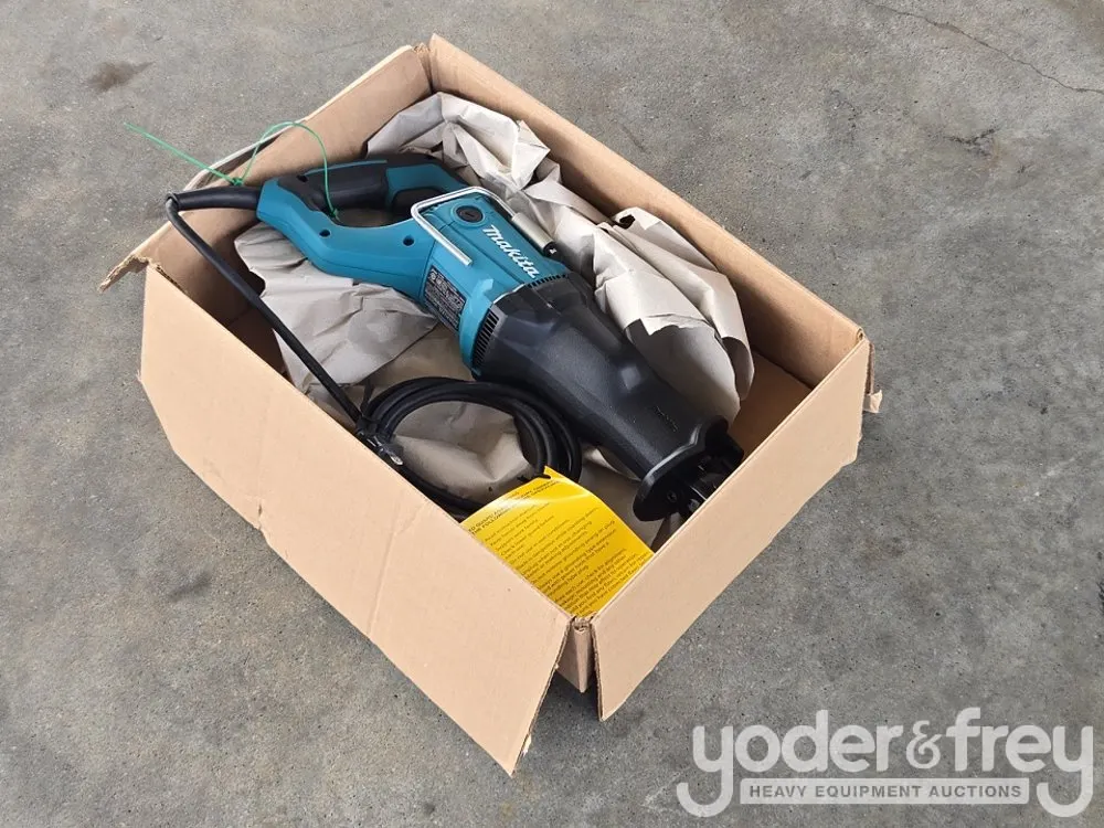 Makita Corded Reciprocating Saw, Recondition( JR3051T) (1 YR Factory Warranty)