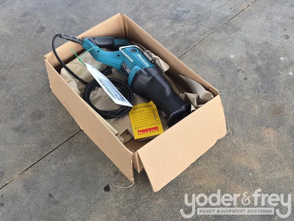 Makita Corded Reciprocating Saw, Recondition( JR3051T) (1 YR Factory Warranty)