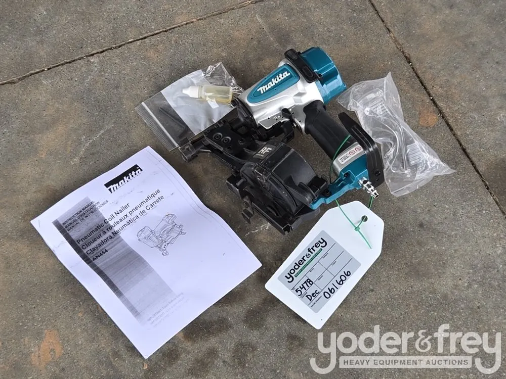 Makita 1-3/4" Coil Roofing Nailer, Recondition (AN454)