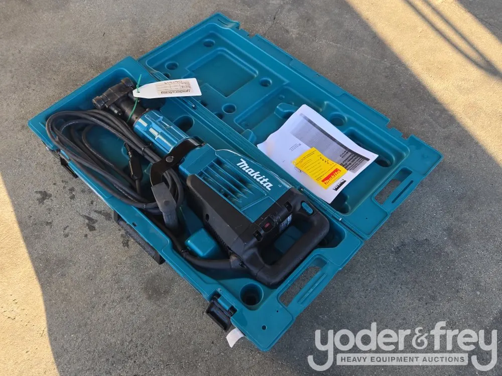 Makita 20 lb Demolition Hammer Recondition (HM1307CB) (1 yr Factory Warranty)