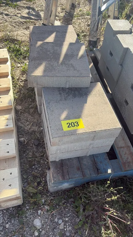 10 - 12 x 12 Brown blocks