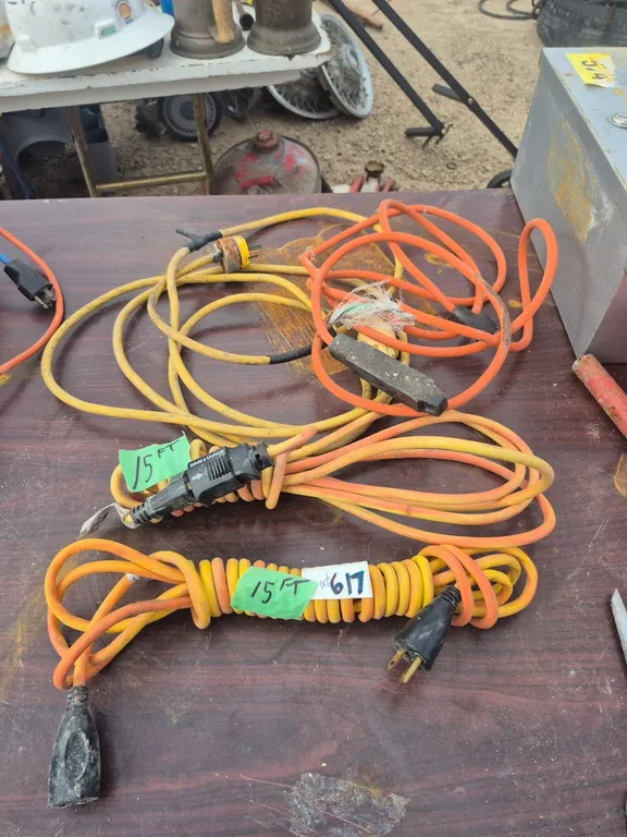 4 extension cords.