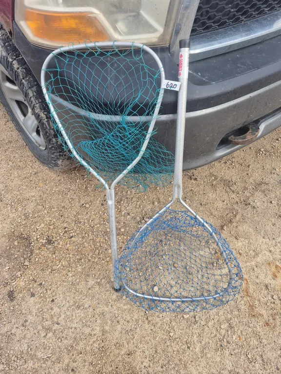 2 dip nets.