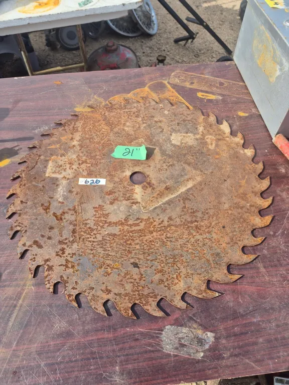 21 inch saw blade.