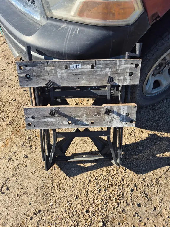 Folding workbench.
