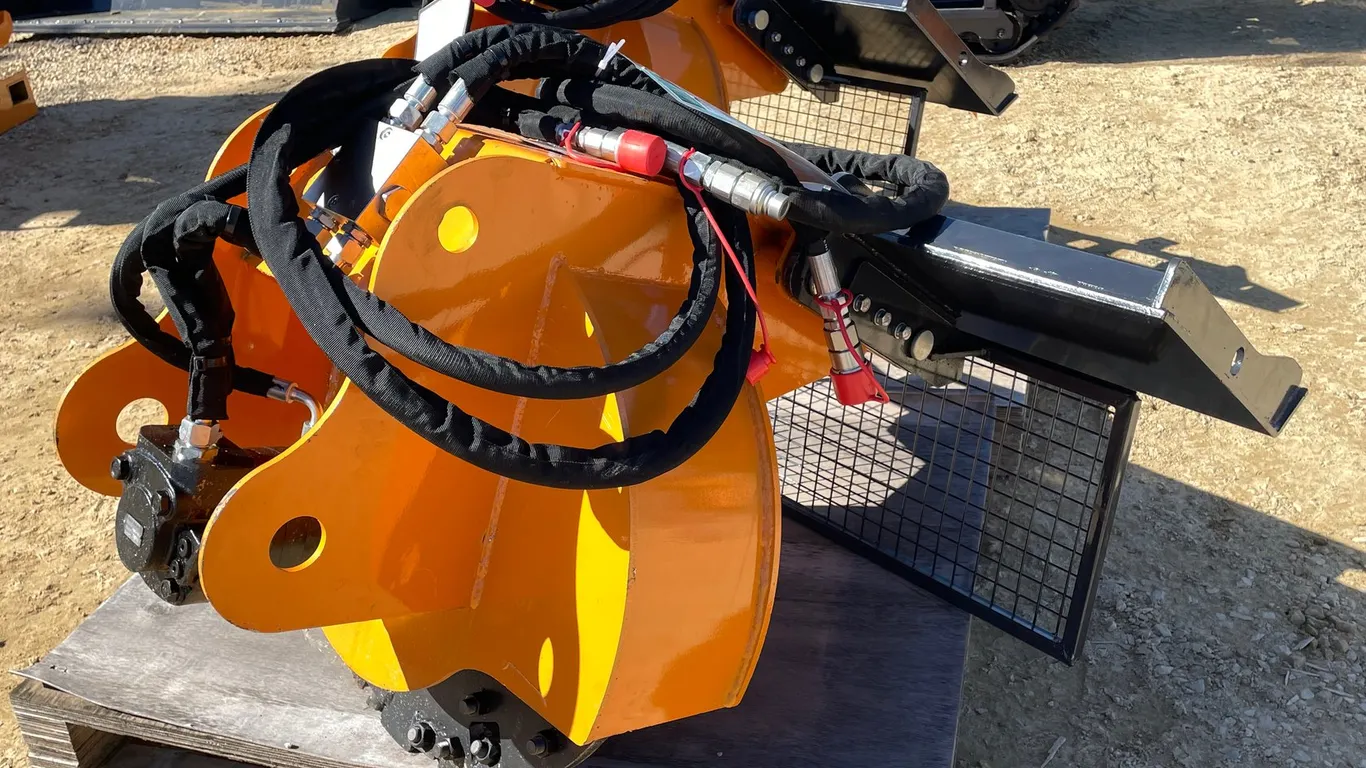 LandHonor Skid Steer Stump Grinder Attachment