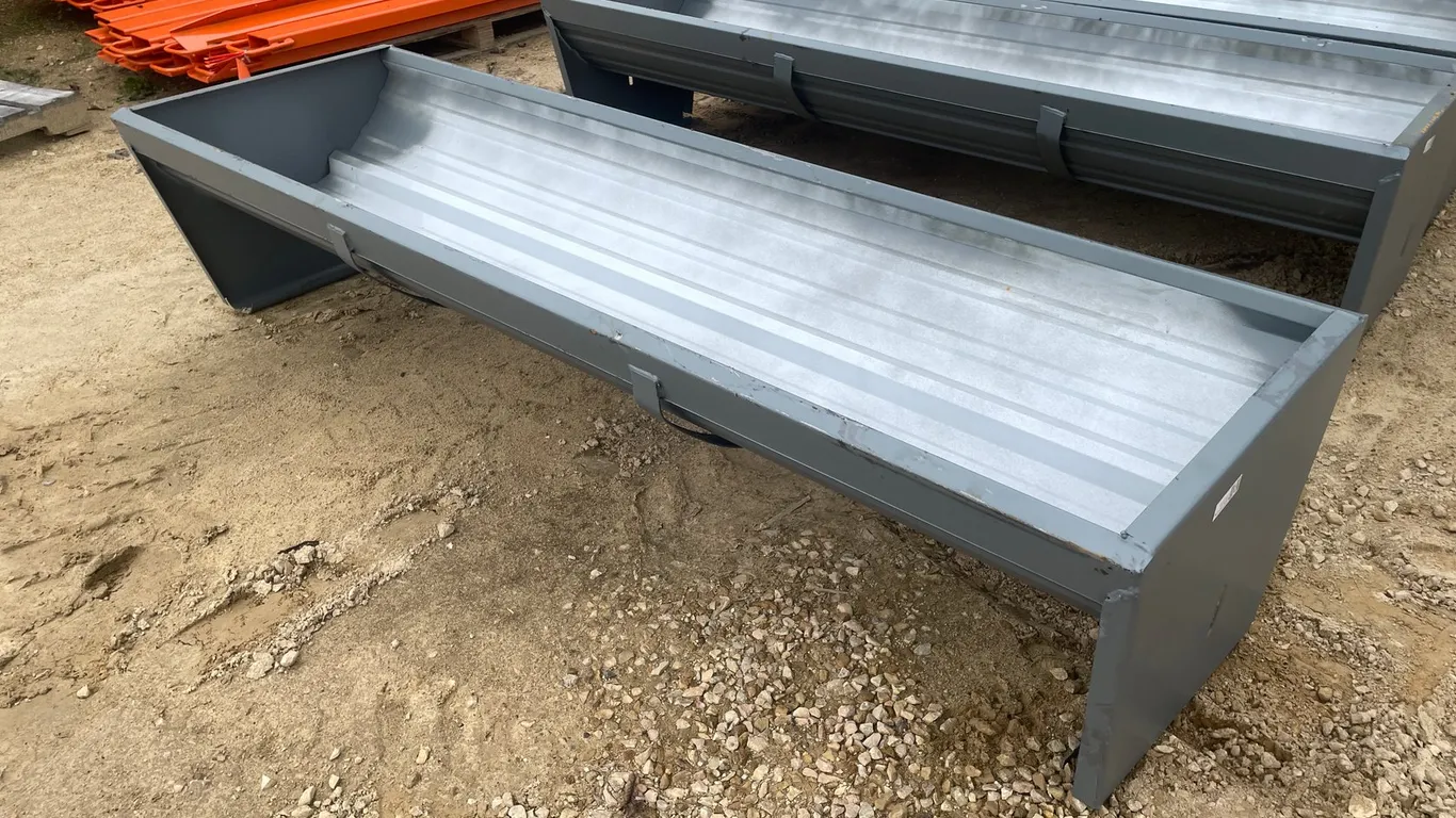 New KC Cattle Feeder