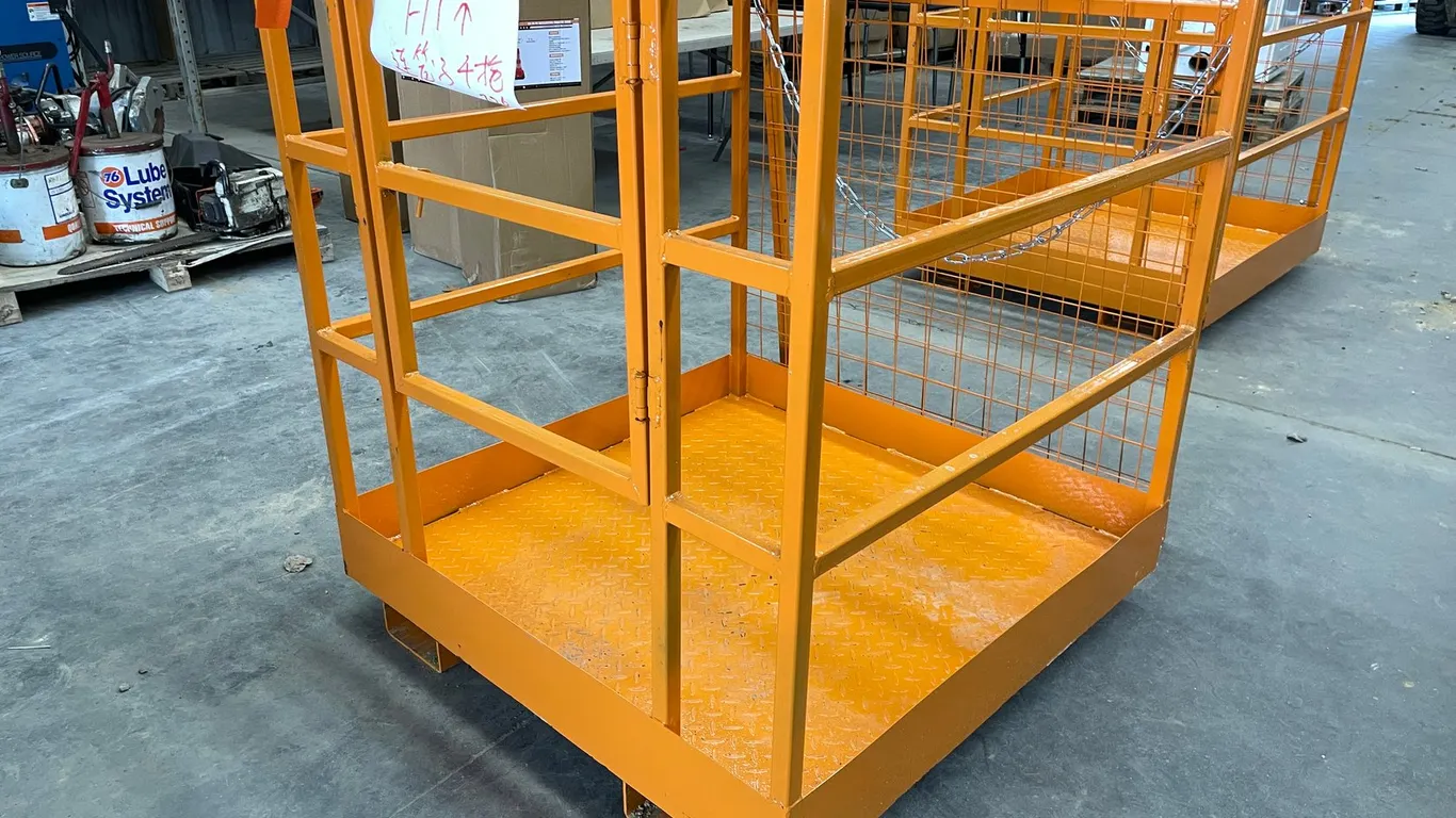 LandHonor Forklift Safety Cage