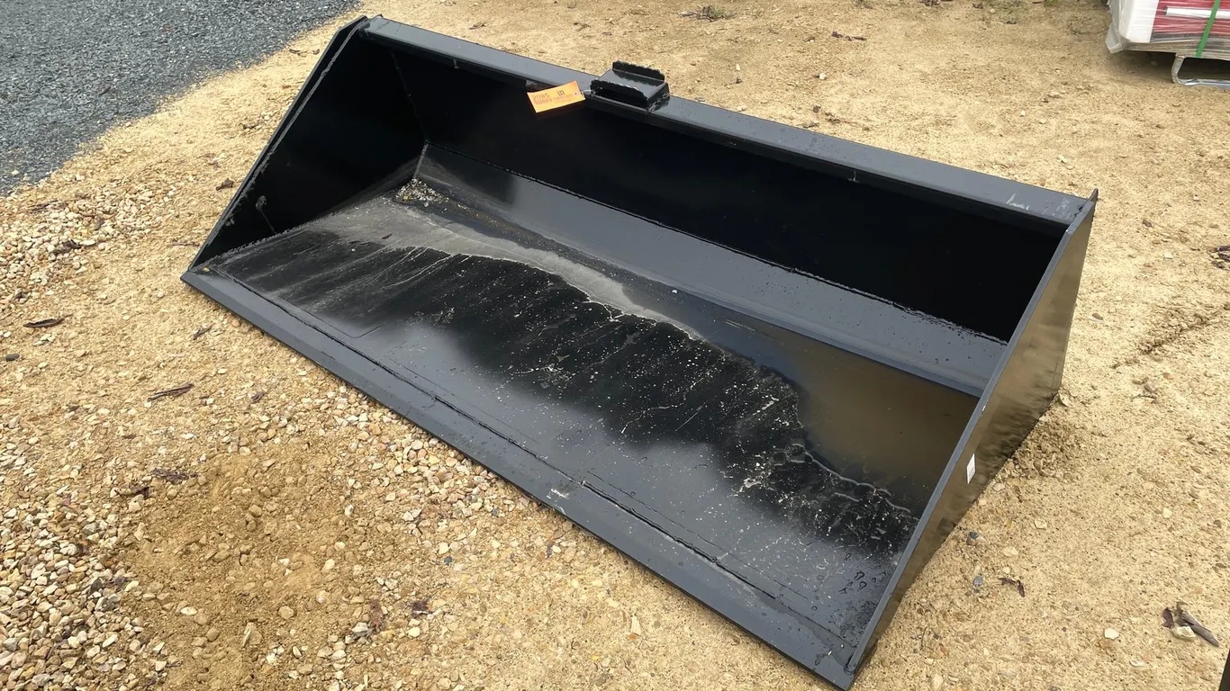 New KC 78" Bucket with Single Blade