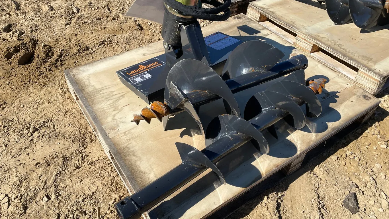 LandHonor Mini Skid Steer Auger Drive Attachment