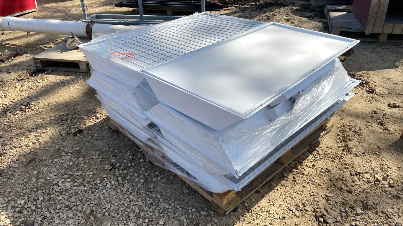 Pallet of Used LED Lights