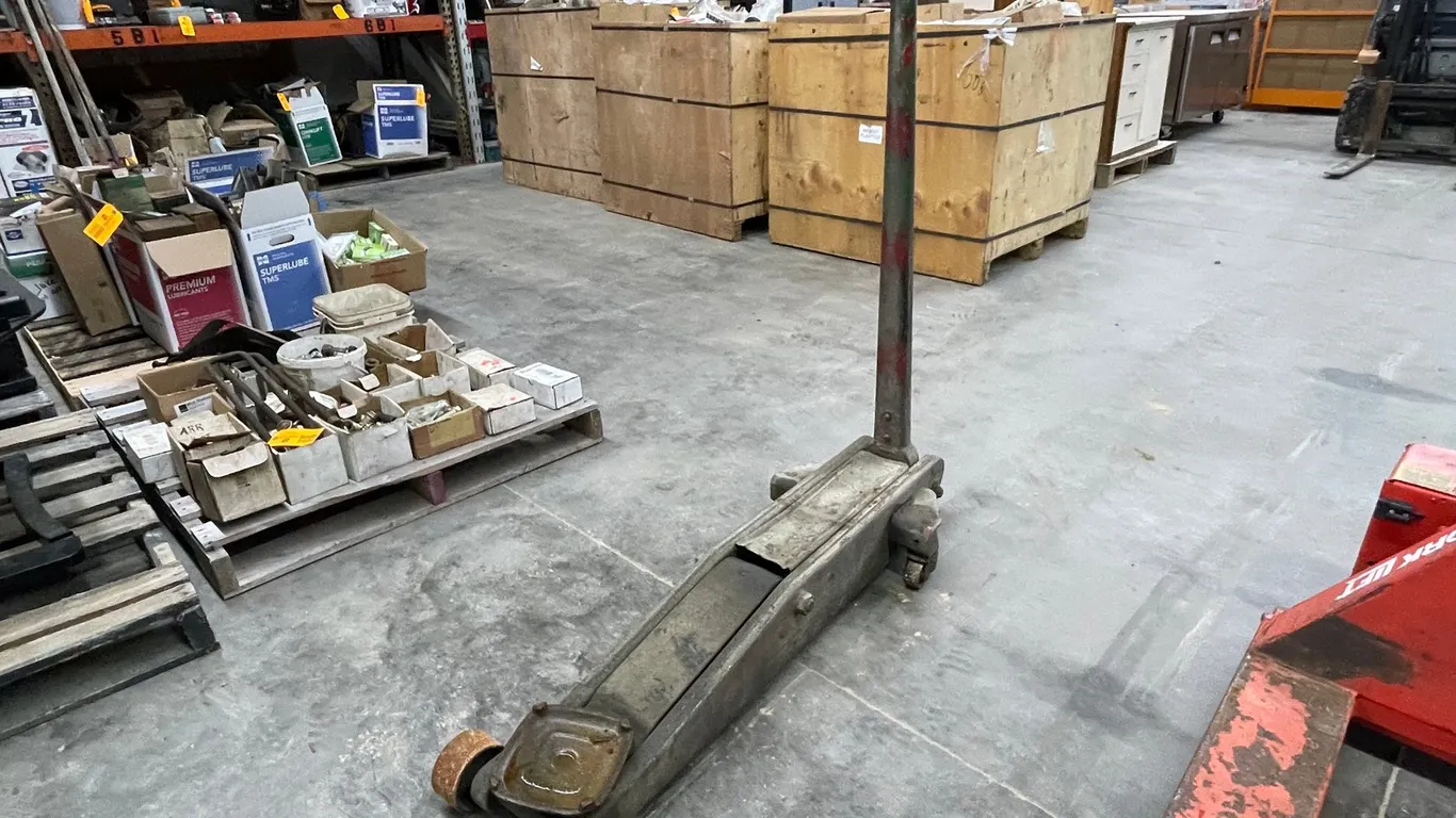 4-Ton Hydraulic Jack