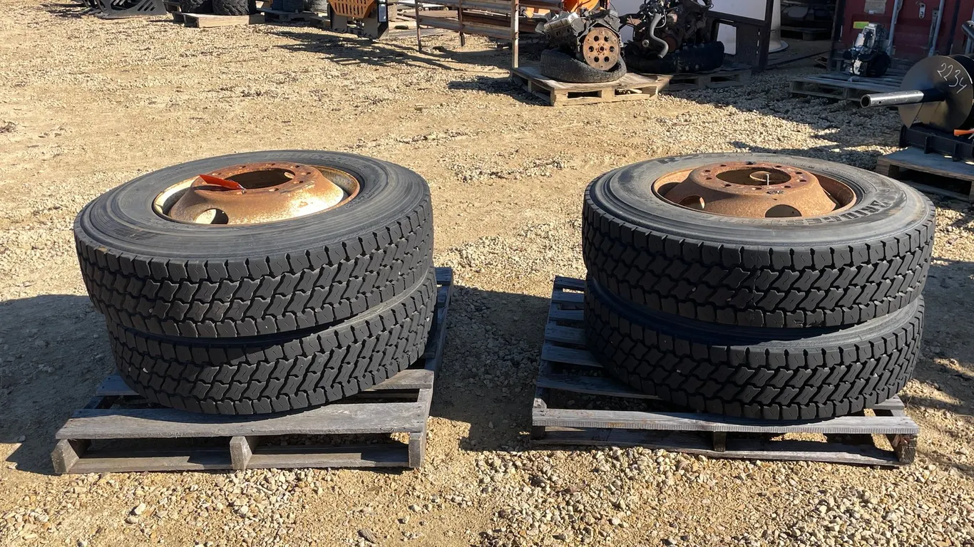 (4) 295/75R22.5 Semi Drive Tires and Rims