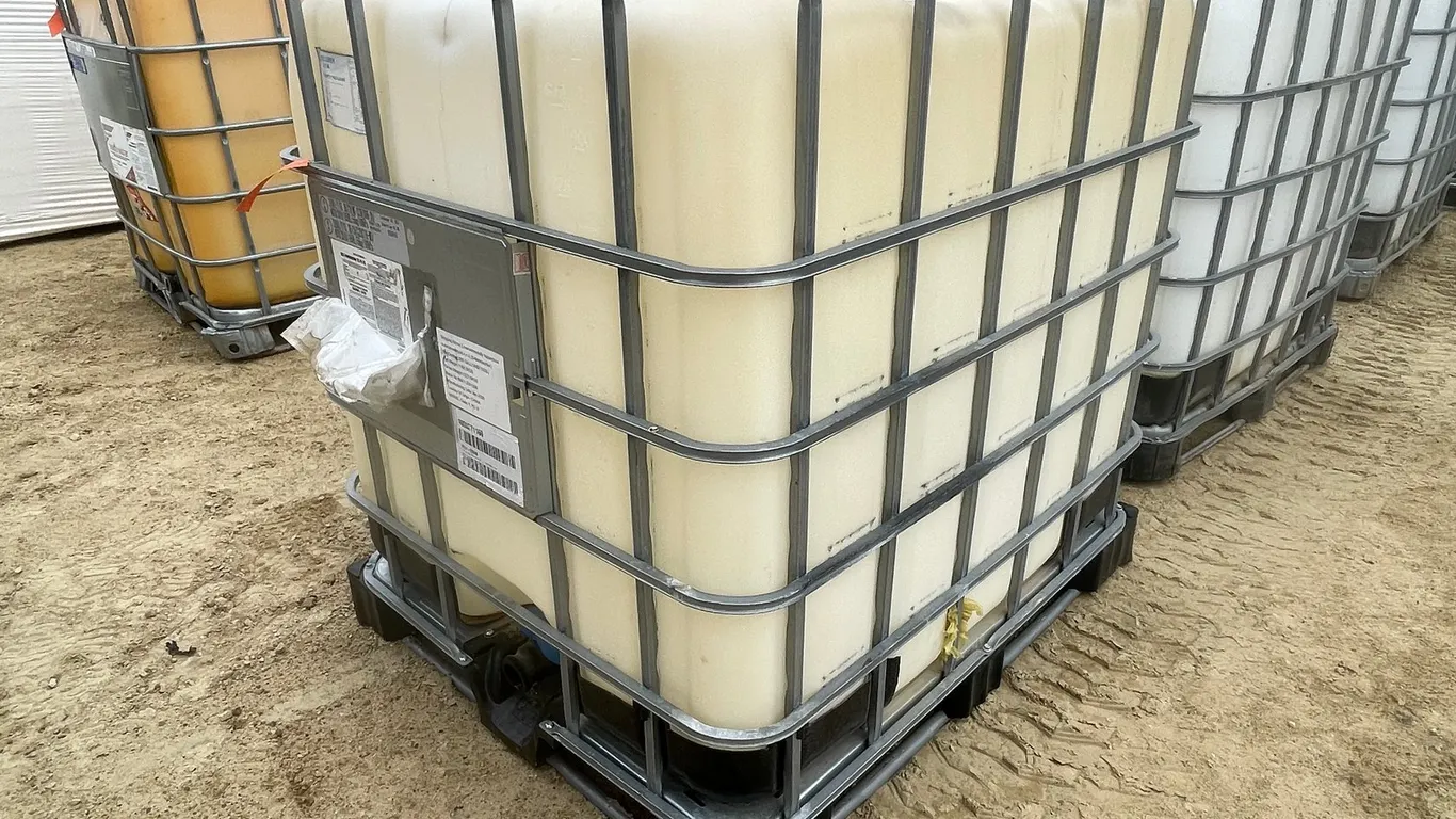 Caged Poly Water Tote