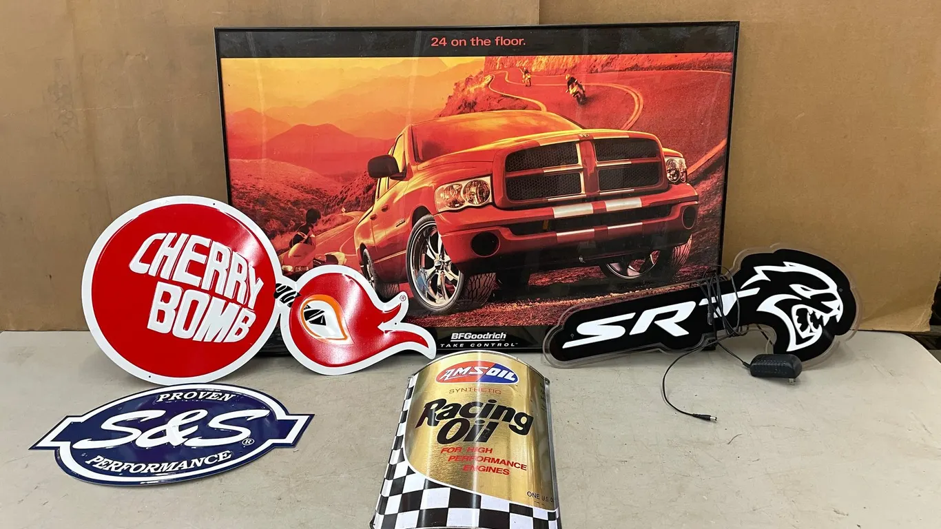 Automotive Metal Signs and Display Artwork