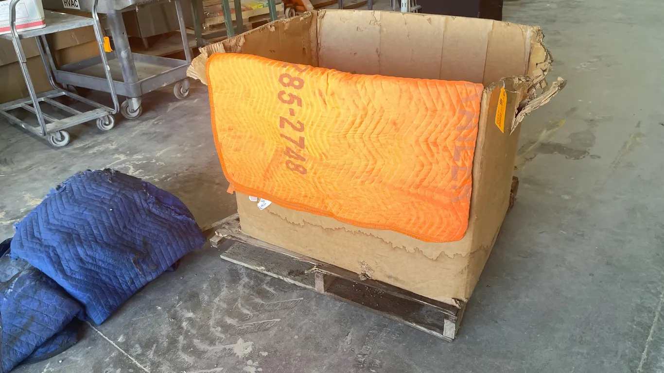 (14) Used Moving Blankets