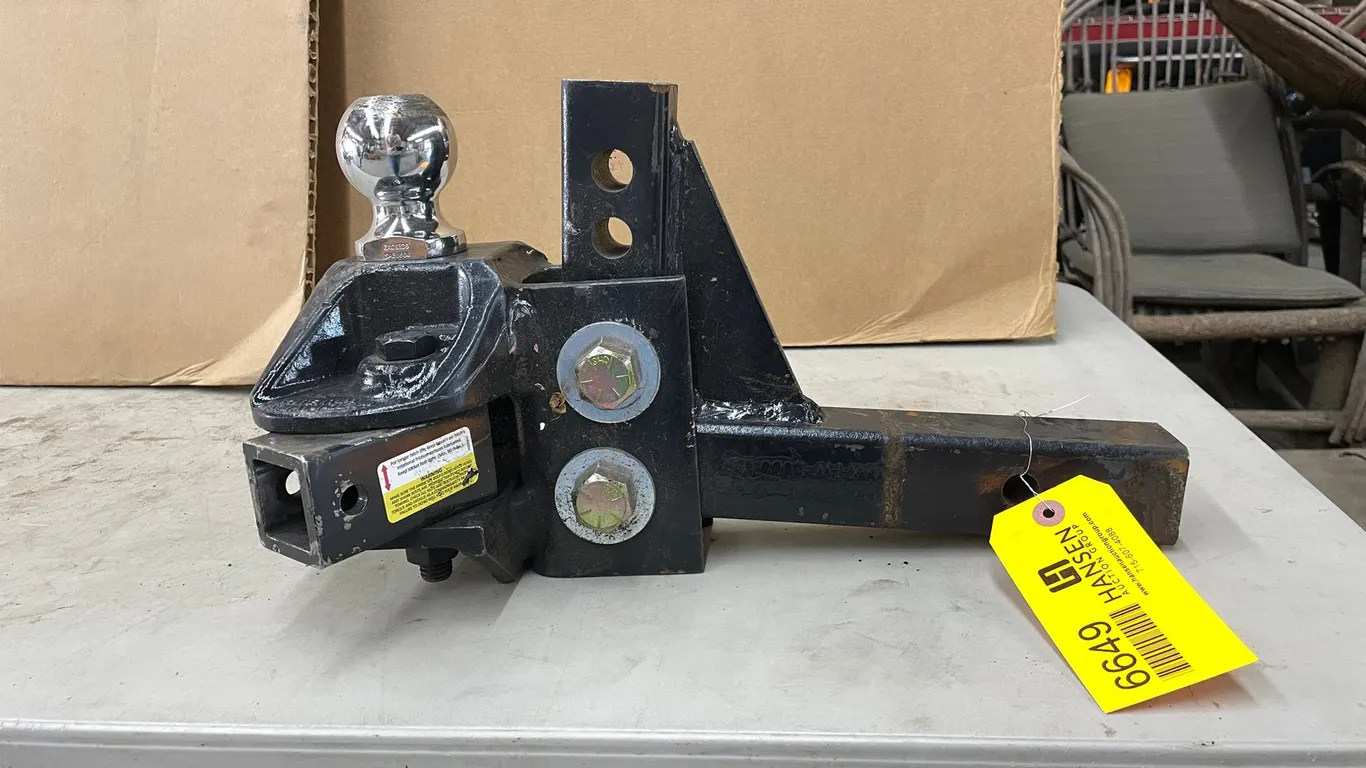 Heavy Duty Adjustable Equalizer Trailer Hitch