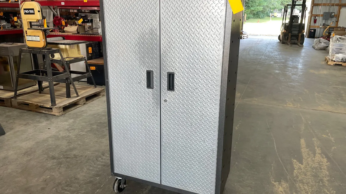 Gladiator Rolling Metal Storage Cabinet