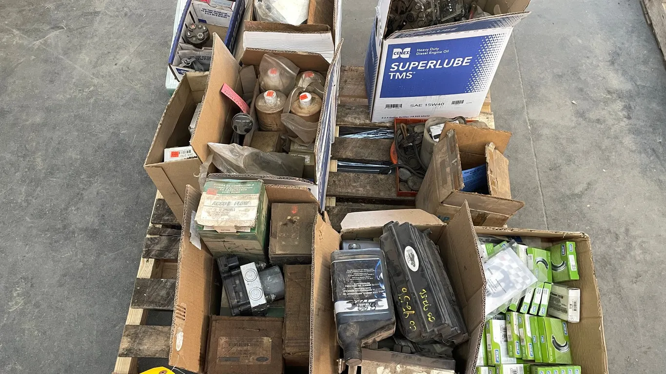 Pallet of Misc. Automotive Parts