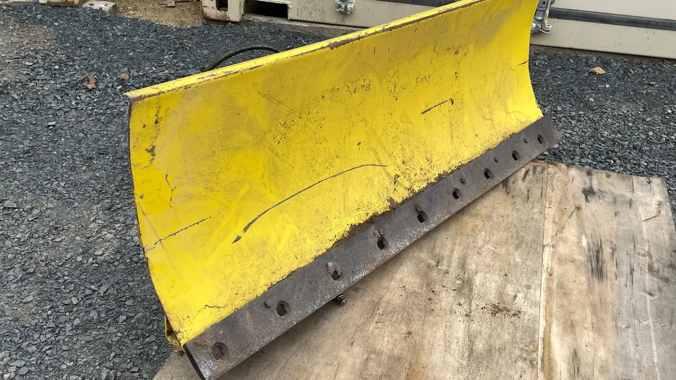 John Deere 54" Hydraulic Plow Blade