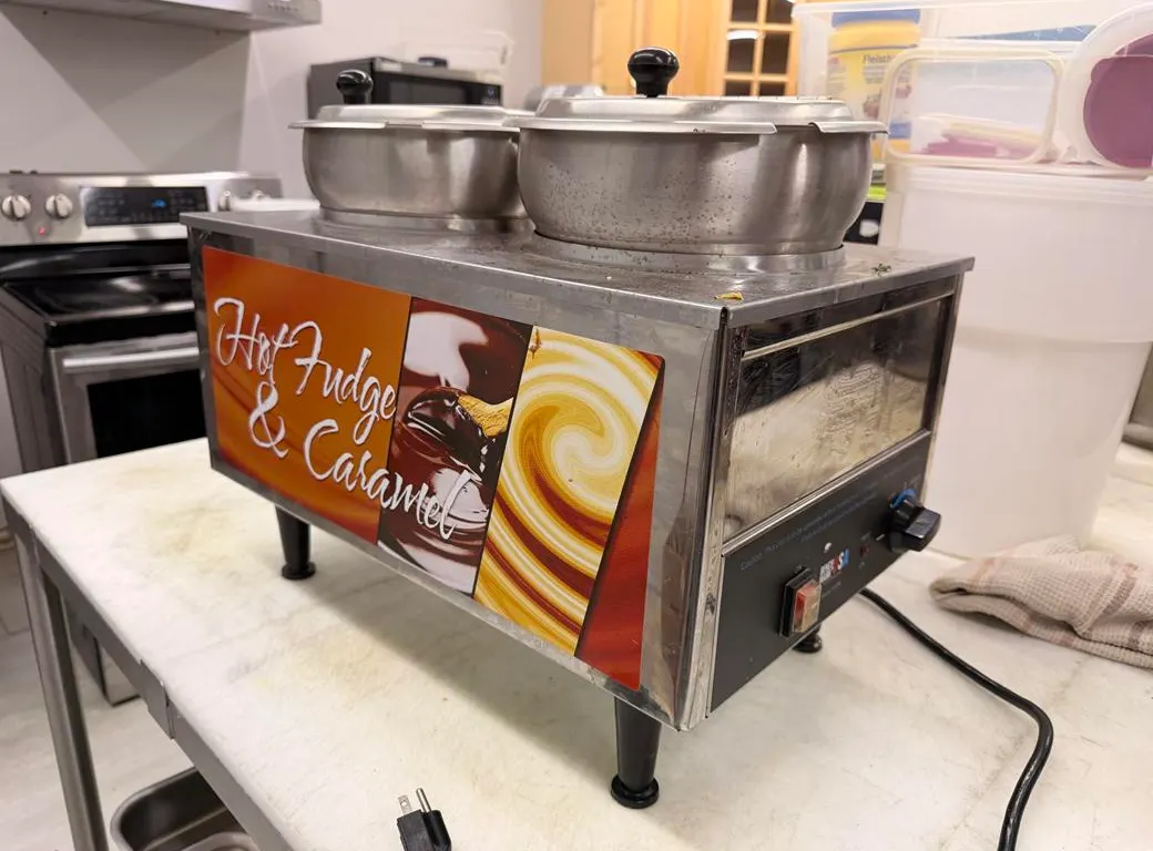 Hot Fudge & Caramel Warmer