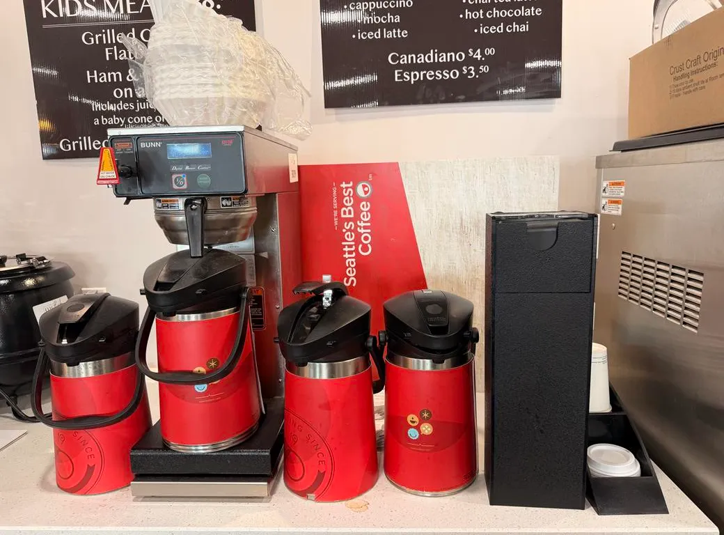 Bunn Axiom Series Coffee Maker with (4) Carafes, Sleeve Dispenser and Cup/Lid Holder