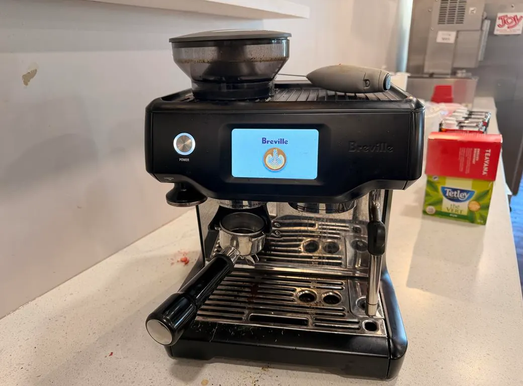 Breville Coffee Machine with Frother