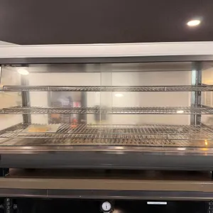 Bake Max Heated Display Case