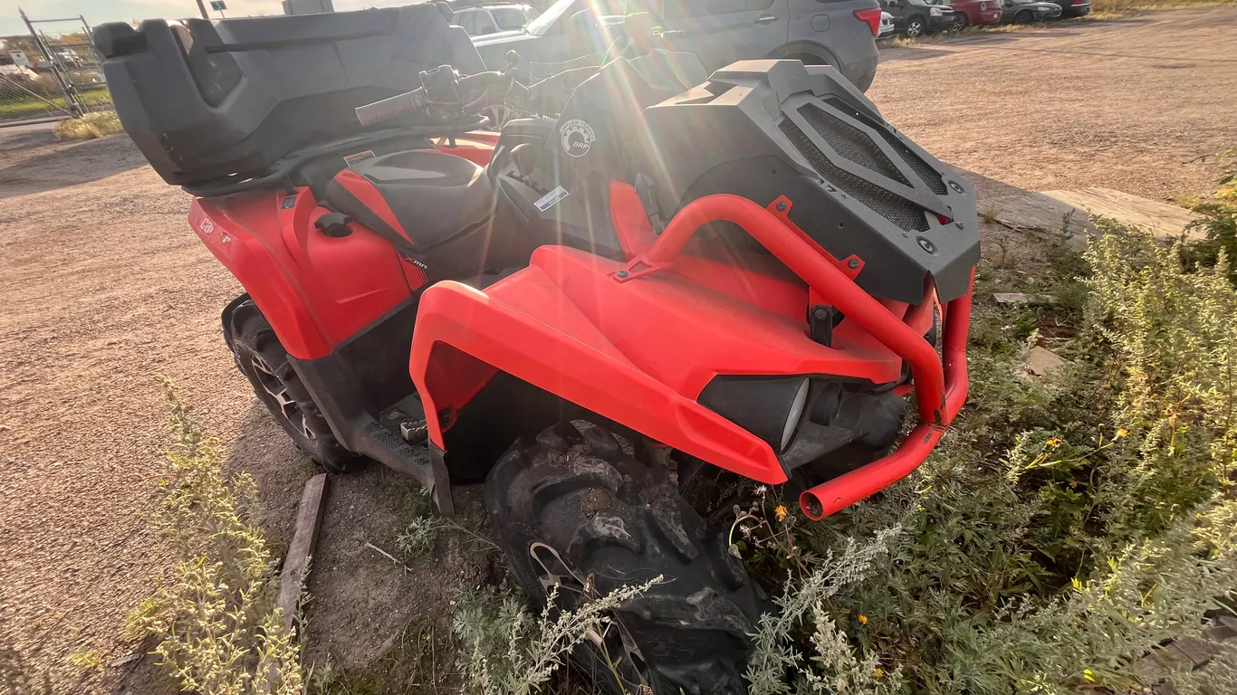 2017 Can-Am Quad (Red)