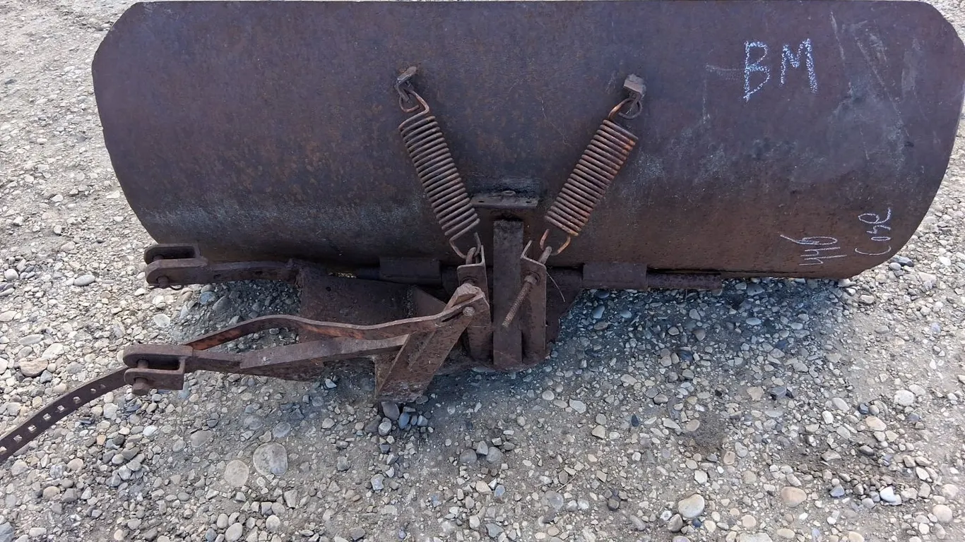 Case 446 Blade