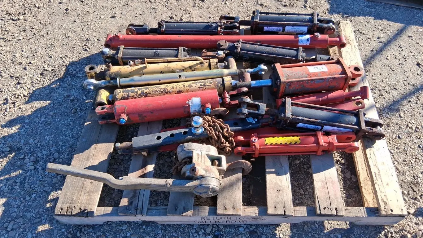 Assorted Hydraulic Cylinders, 1.5 Ton Chain Hoist